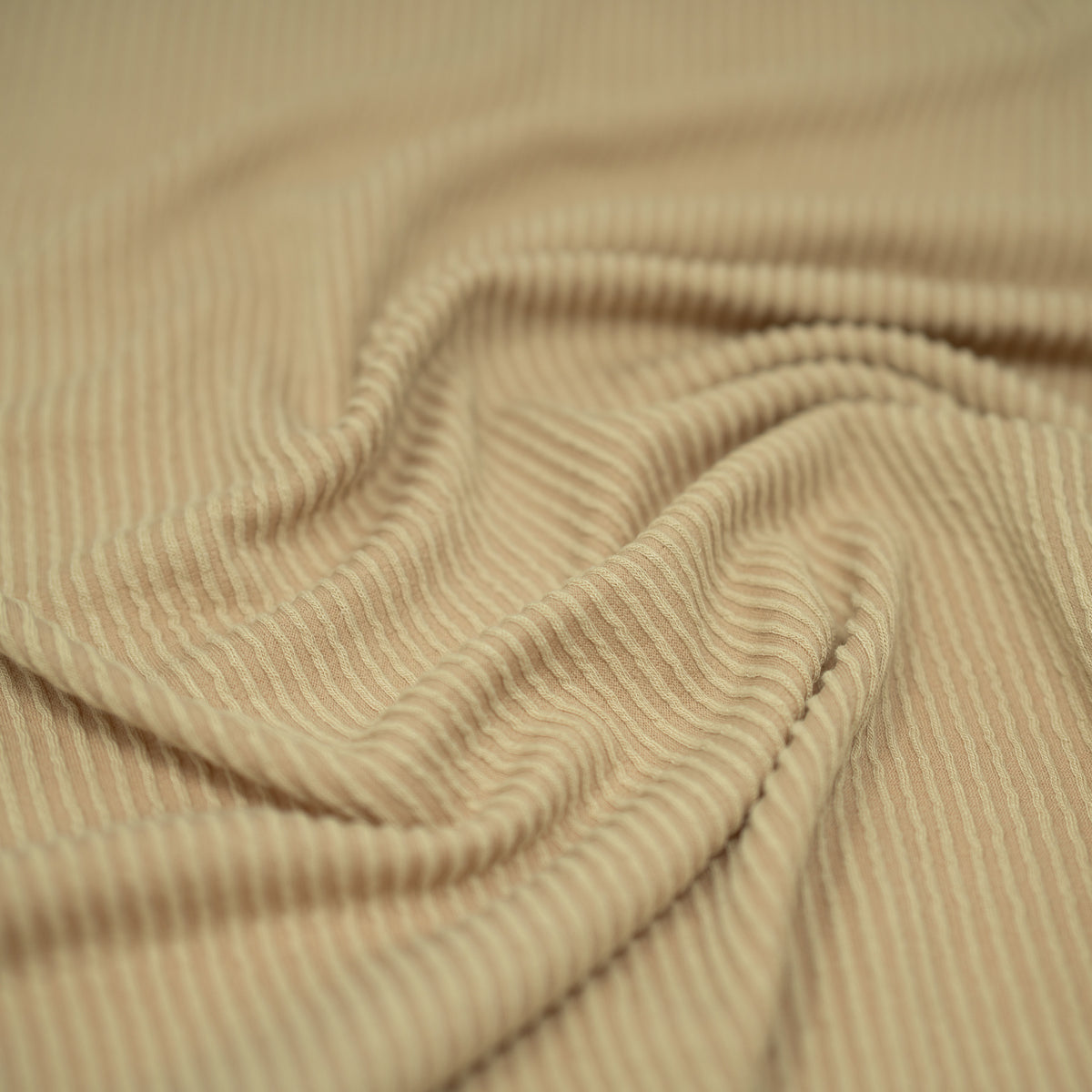 #color_Taupe
