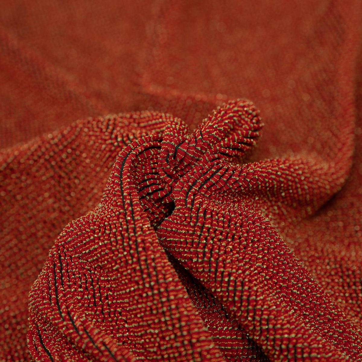 #color_Poppy Red