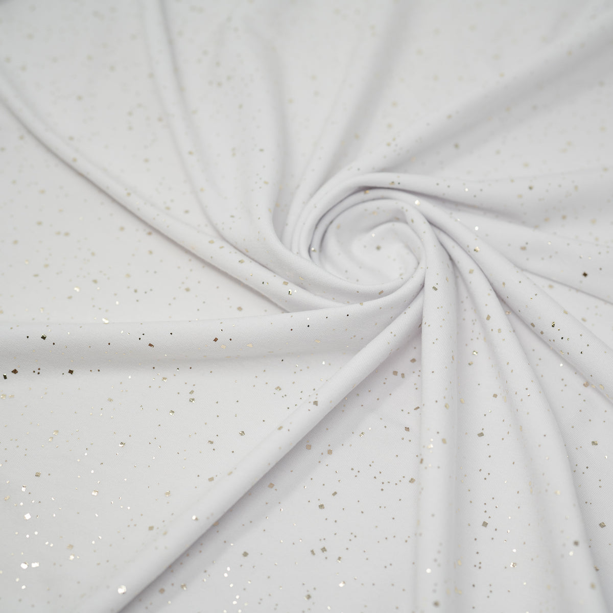 #color_white/light gold