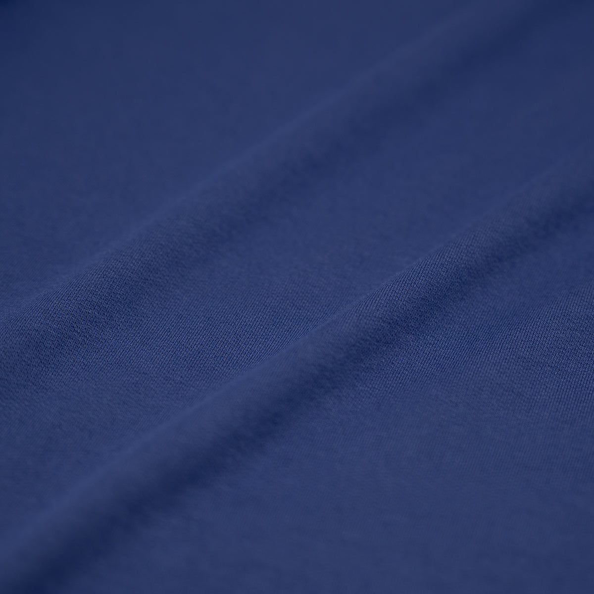 #color_Deep Royal