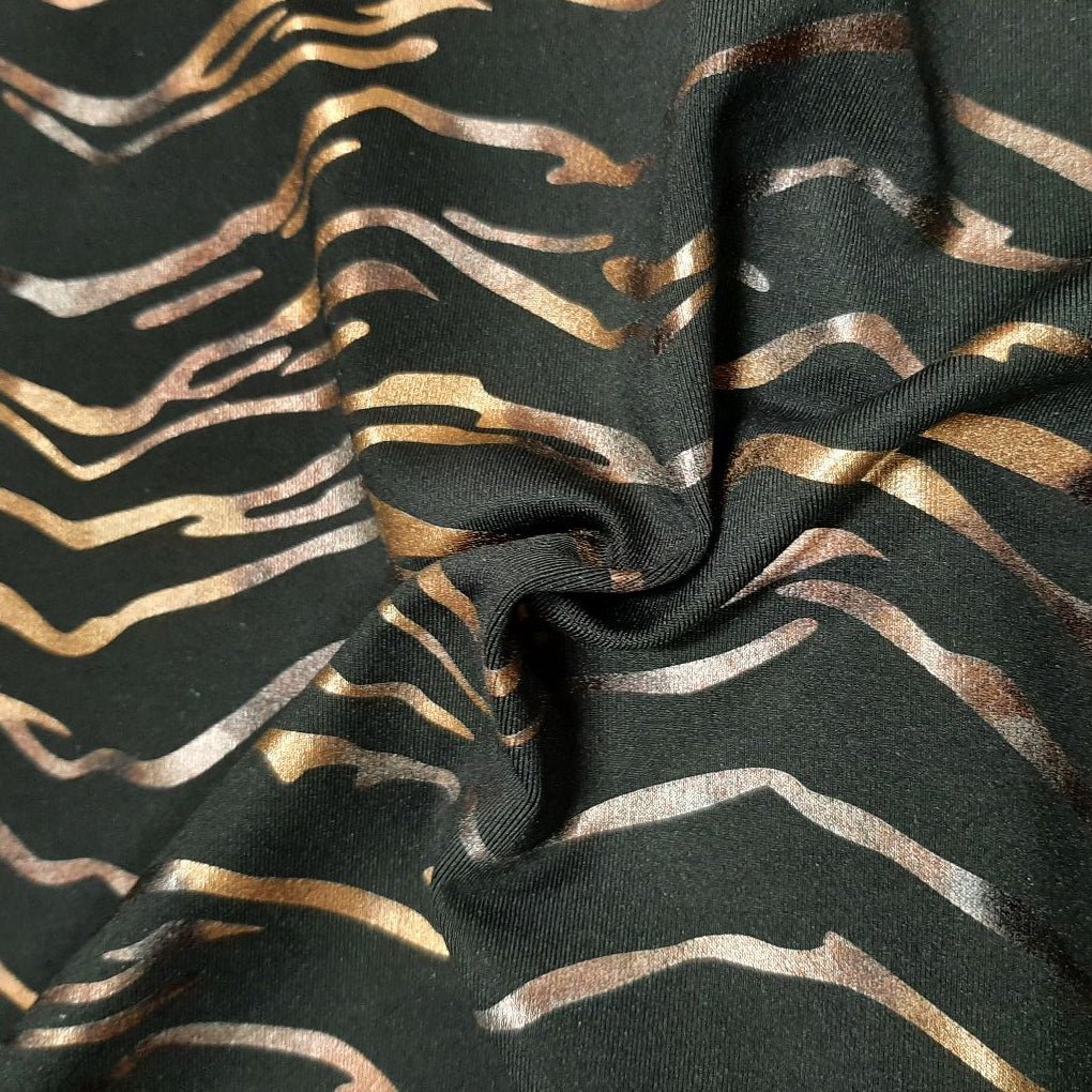 #color_Chocolate/Gold